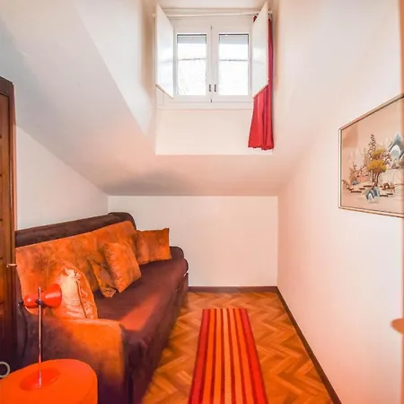Bed, Boat And Beach In Feriolo Direkt Am See Apartment Baveno
